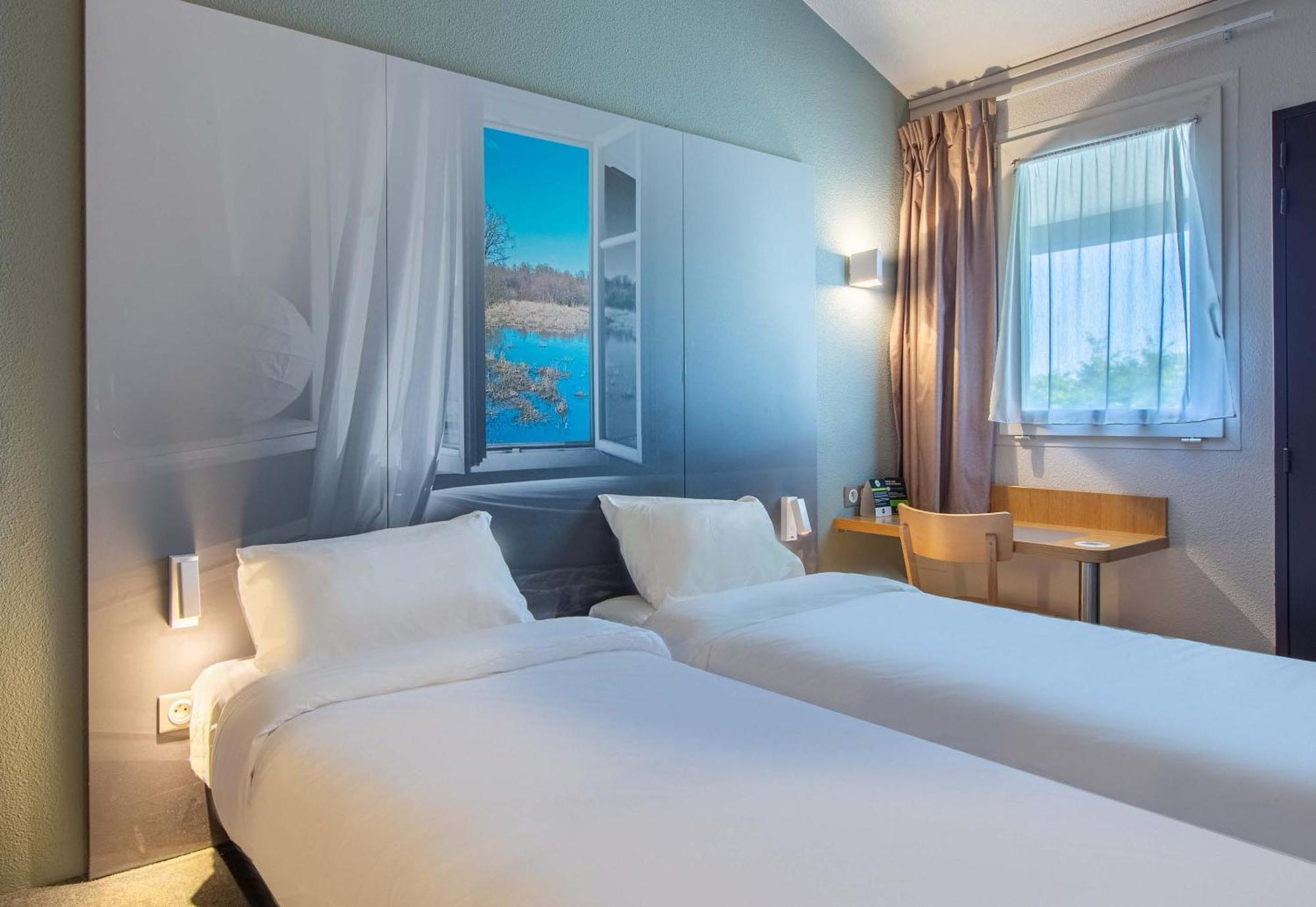 B&B Hotel Chateauroux Aeroport Deols Bagian luar foto